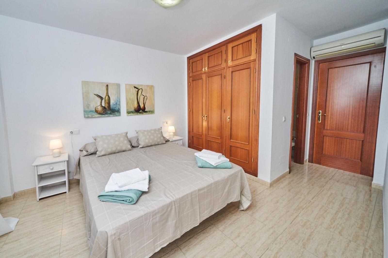 Villa Pura - Private Jacuzzi & Heated Pool Нерха Екстер'єр фото