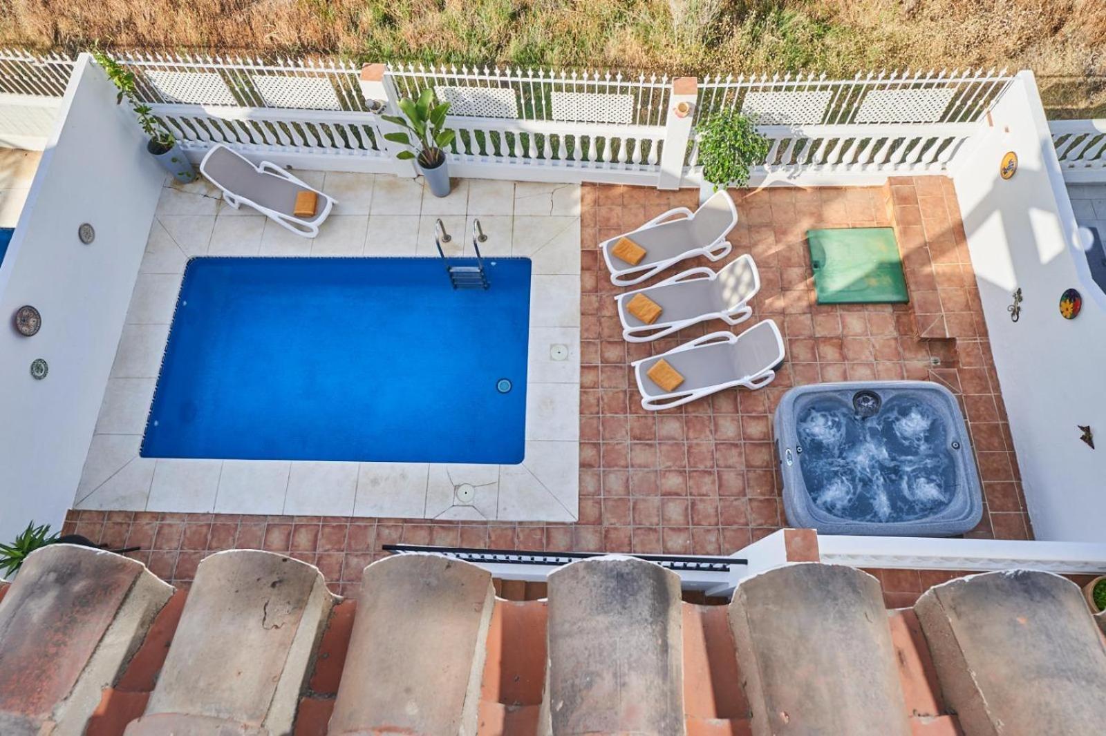 Villa Pura - Private Jacuzzi & Heated Pool Нерха Екстер'єр фото