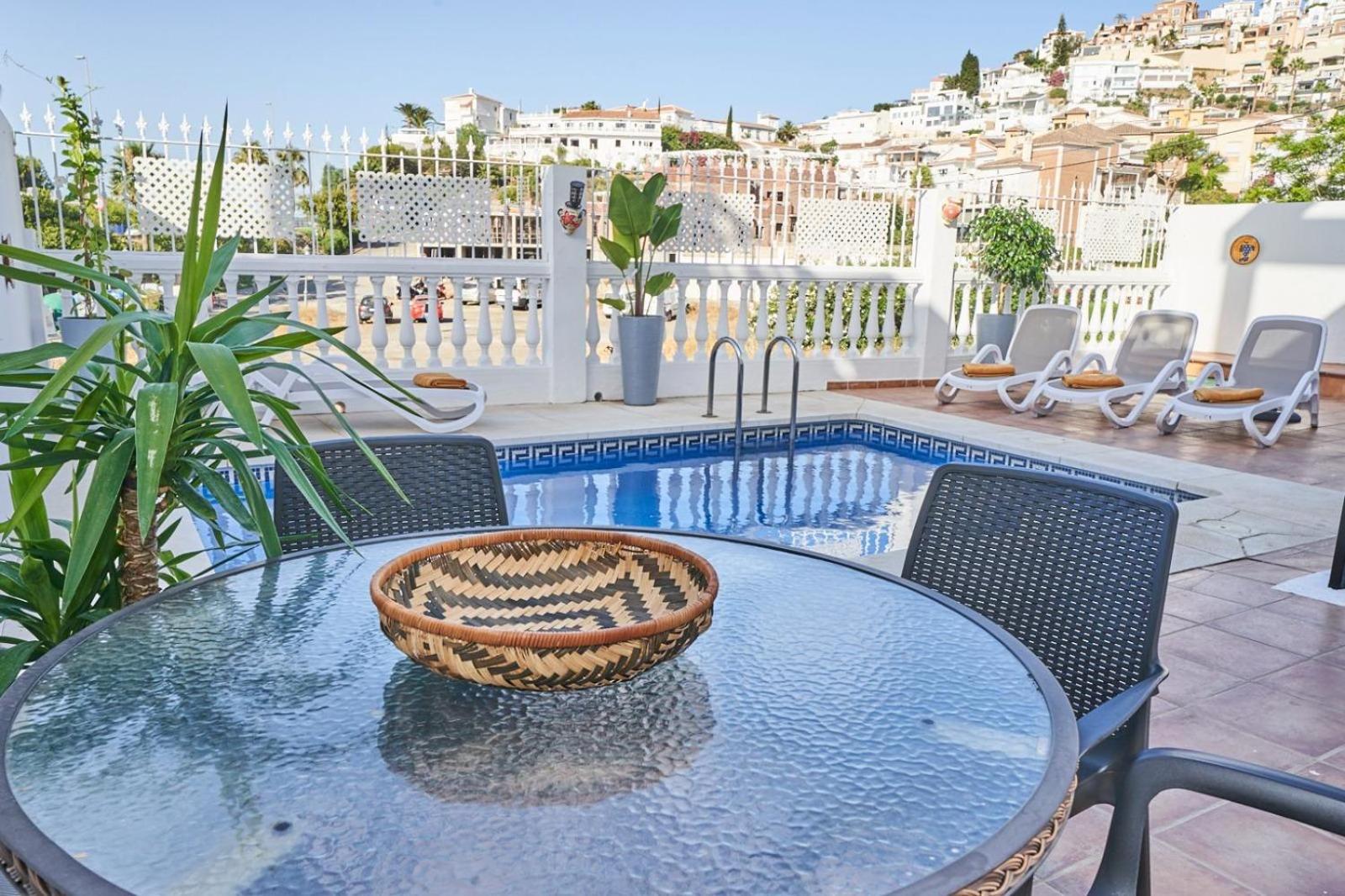 Villa Pura - Private Jacuzzi & Heated Pool Нерха Екстер'єр фото