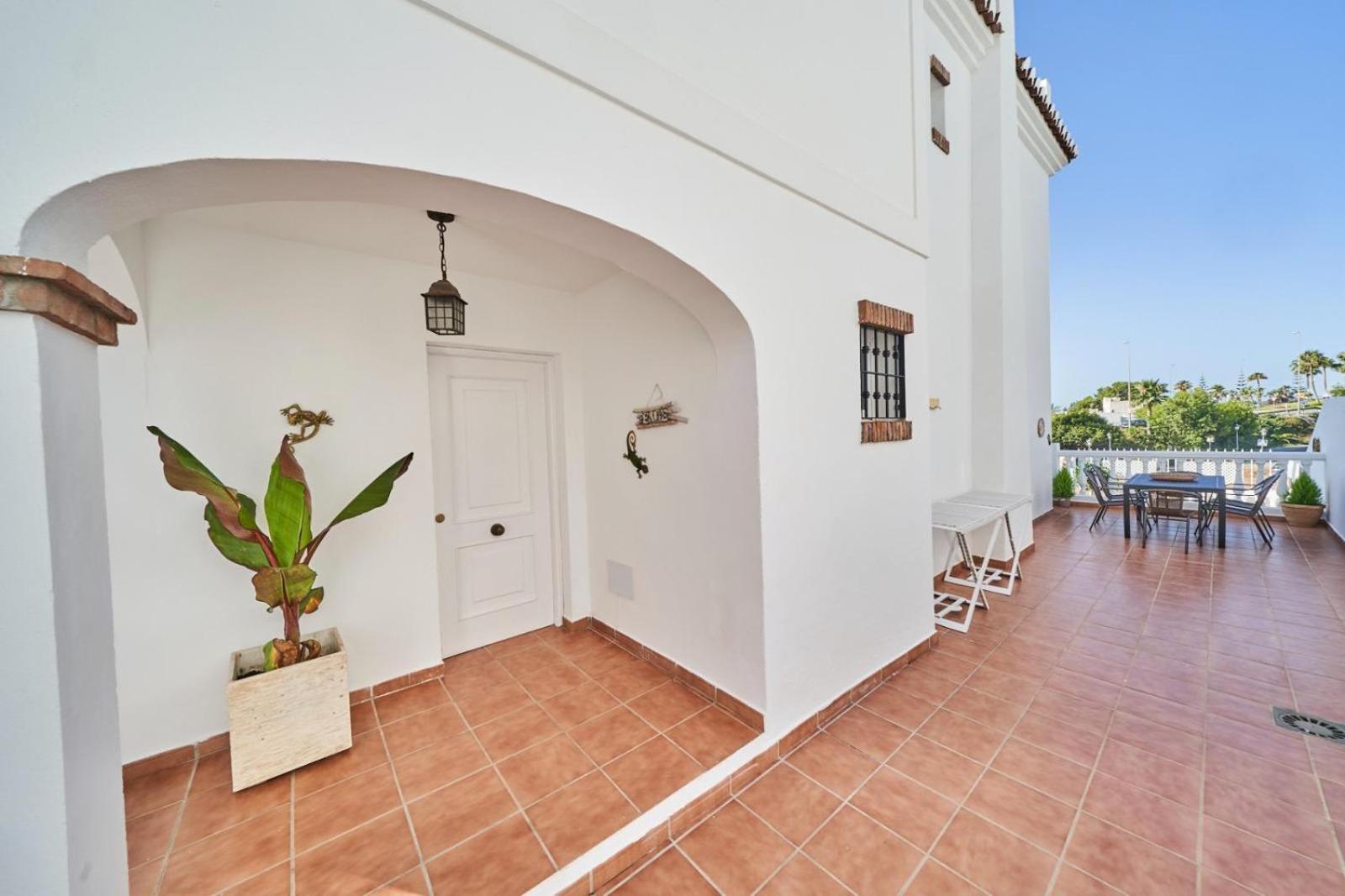 Villa Pura - Private Jacuzzi & Heated Pool Нерха Екстер'єр фото