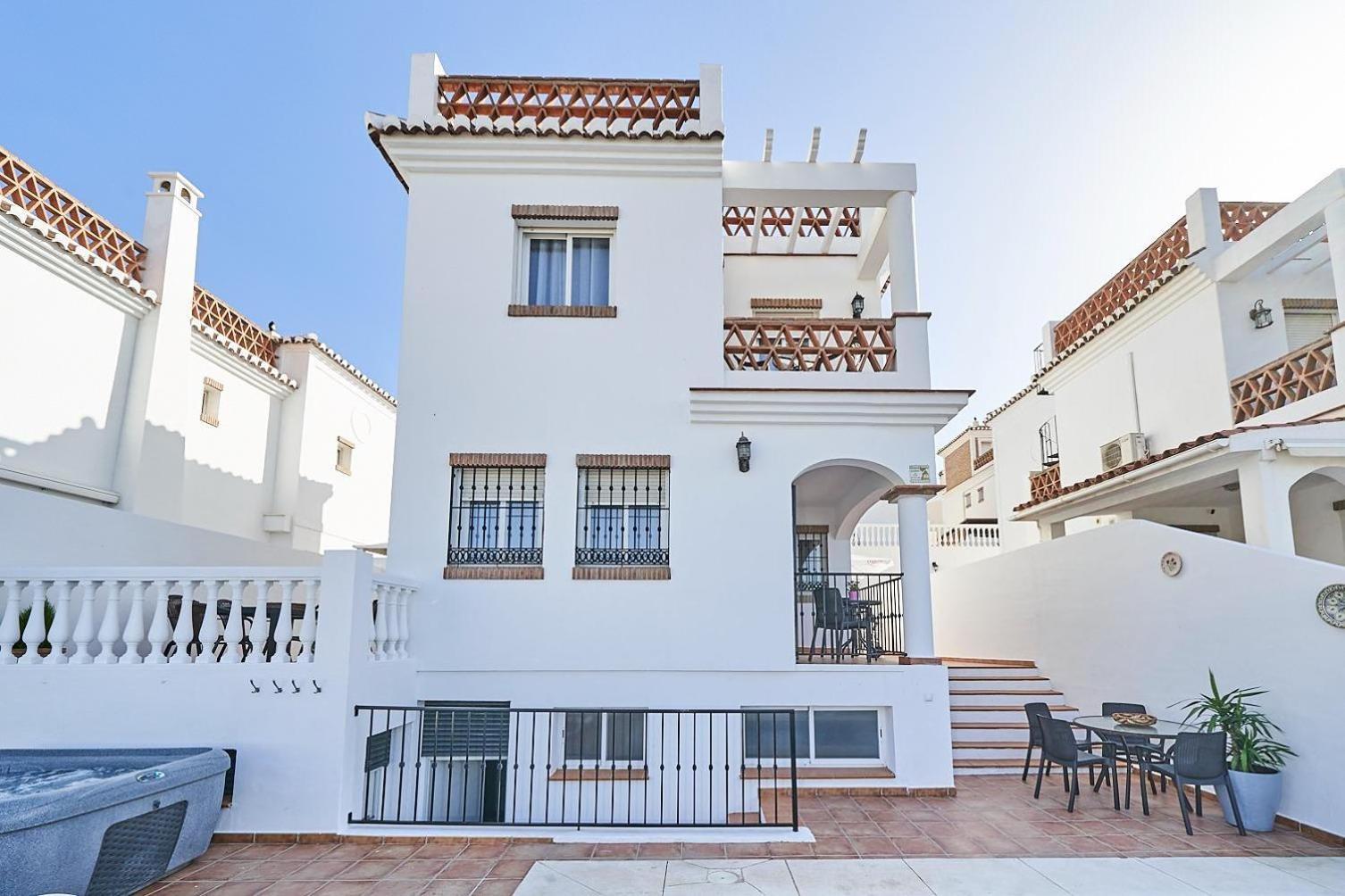 Villa Pura - Private Jacuzzi & Heated Pool Нерха Екстер'єр фото