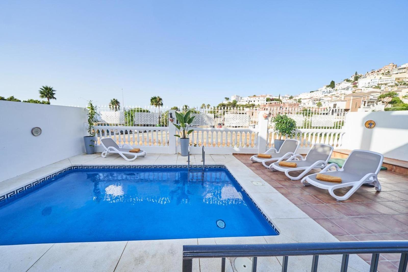 Villa Pura - Private Jacuzzi & Heated Pool Нерха Екстер'єр фото